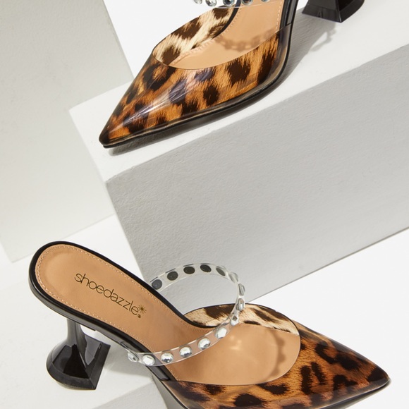 Leapord pointy heeled shoes NWT - Picture 1 of 12